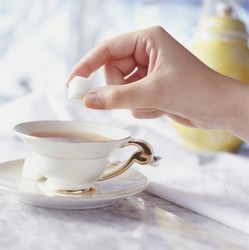 Черный чай с сахаром Черный чай с сахаром